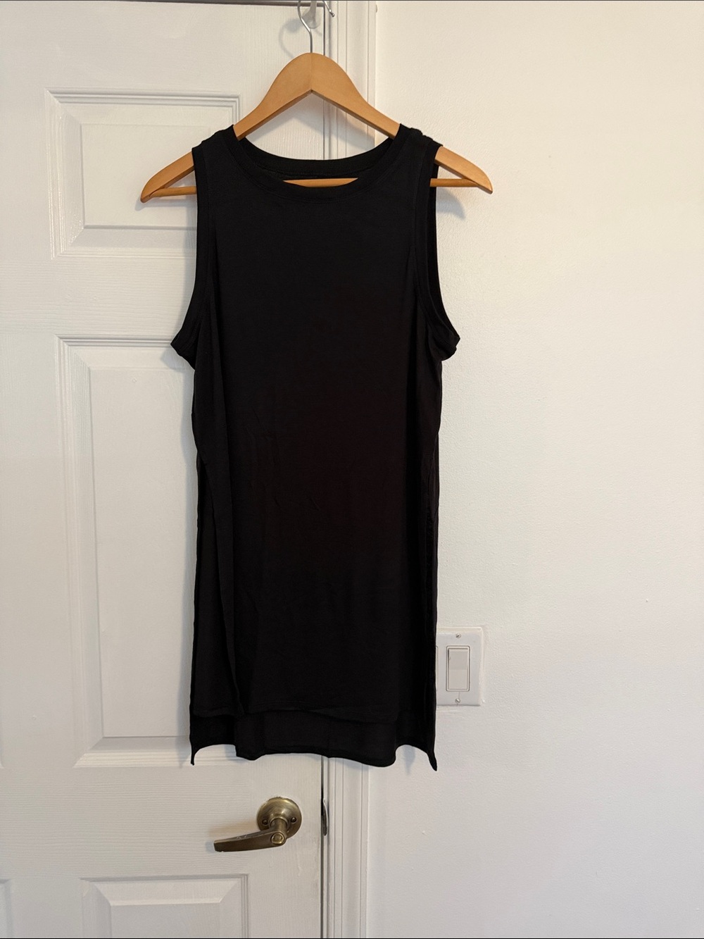 Old Navy Black Sleeveless Crewneck Tank Dress